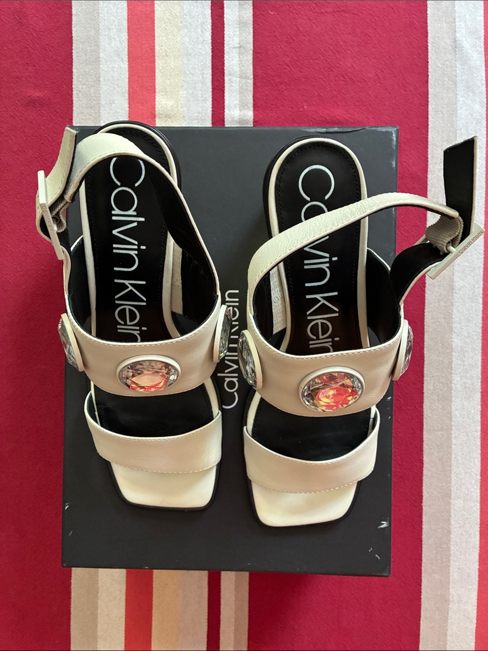 Calvin Klein Kadyn Cow Silk Soft White sandals size 8, medium